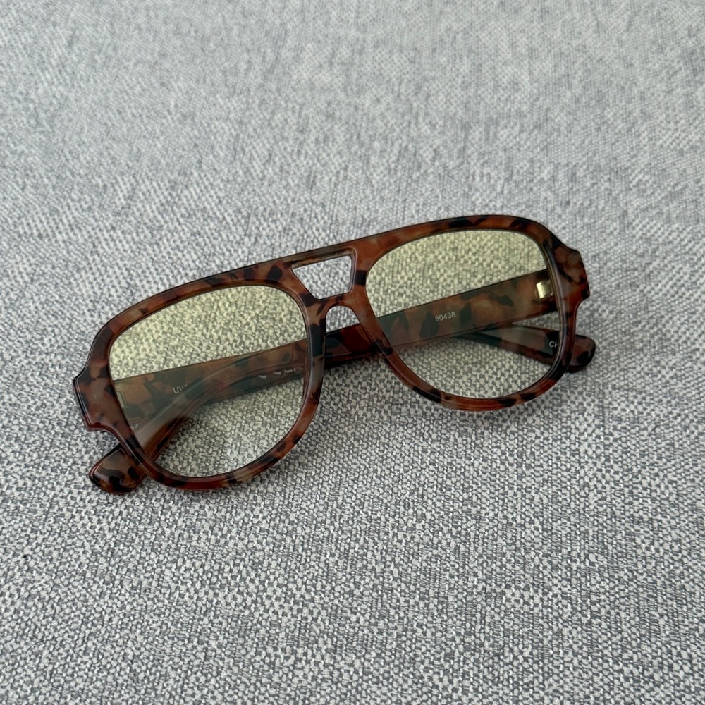 Plastic Aviator Sunglasses ☀️